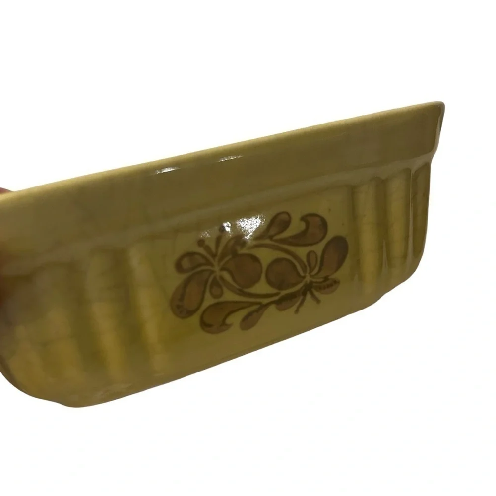 Vintage Pfaltzgraff Yellow dish circa 1983, 16 oz size